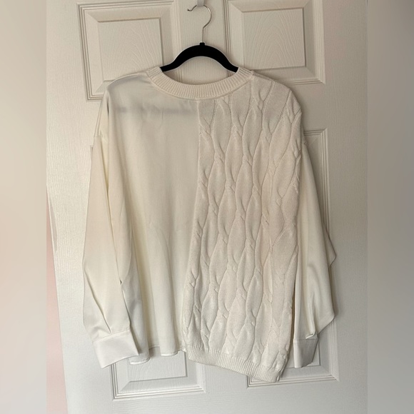 Zara Sweater - Picture 2 of 16